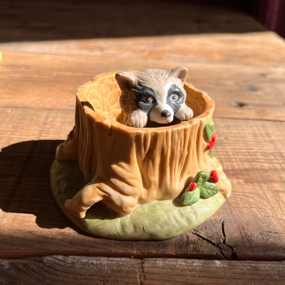 Franklin Porcelain Woodland Surprises Raccoon Jacqueline B Smith 1984 Figurine